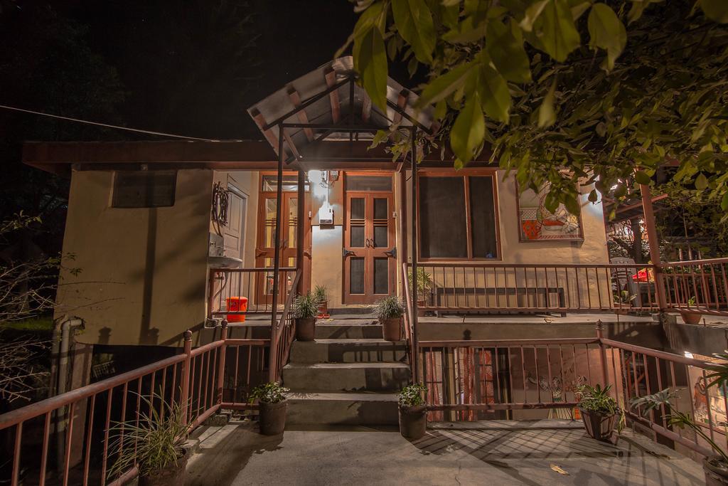 Notonmap - H2O House Apartment Chamba  Exterior photo